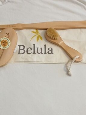 Belula Natural Wood Bath Brush Set in Beige and Natural Dry Brushing